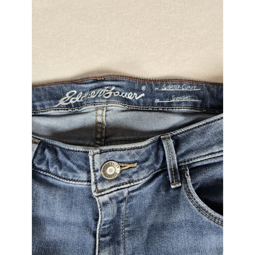 Eddie Bauer Women's Blue Denim Jeans, Size 12, Slightly‎ Curvy Fit, Straight Leg